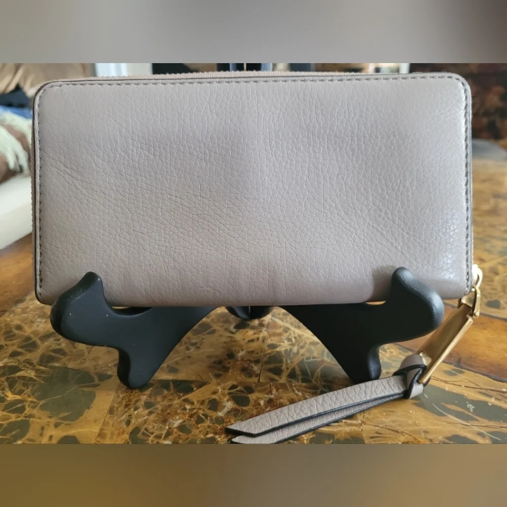 Marc Jacobs Gray Leather Bag - Picture 3 of 8